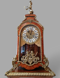 Kandallóórák, faliórák