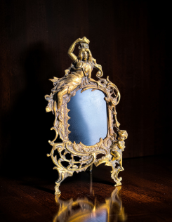 Antik neoreneszánsz réz képtartó.