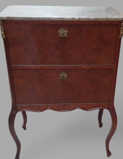 Barokk márványlapos komód réz kiegészítőkkel