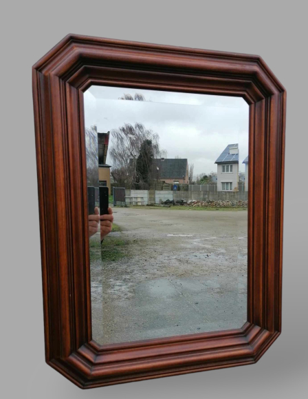 Fa keretes fózolt tükör