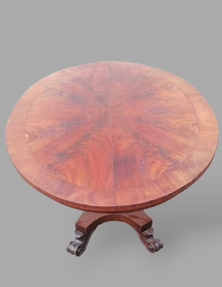 32bd5ff1d2fd0a0ee826988f1e276f75-neobarokk-ovalis-dohanyzoasztal