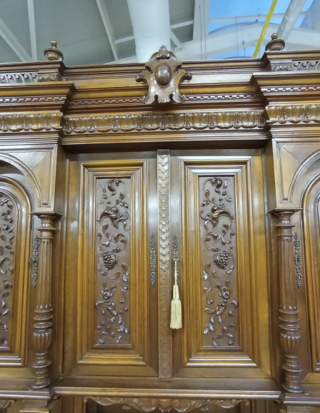 41d5c46dfbe9dca09e885f9bbdaa2134-neoreneszansz-orias-dio-talalo-szekreny