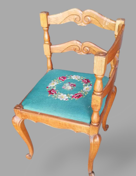 795e05bc4235fbd0e8f37af55e8c9fc6-neobarokk-sarokszek