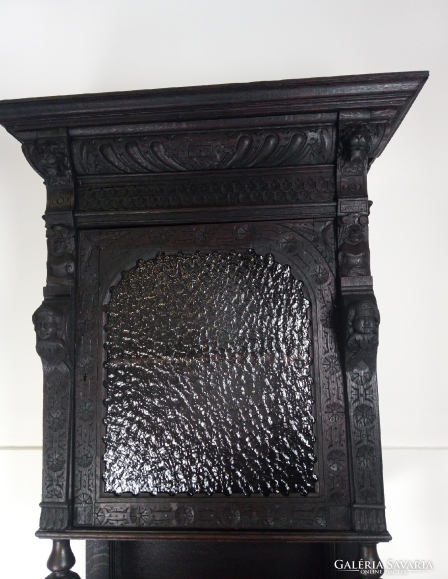 7af55c5aac8eee7ff1567b869a7f1e84-antik-neoreneszansz-uveges-talaloszekreny