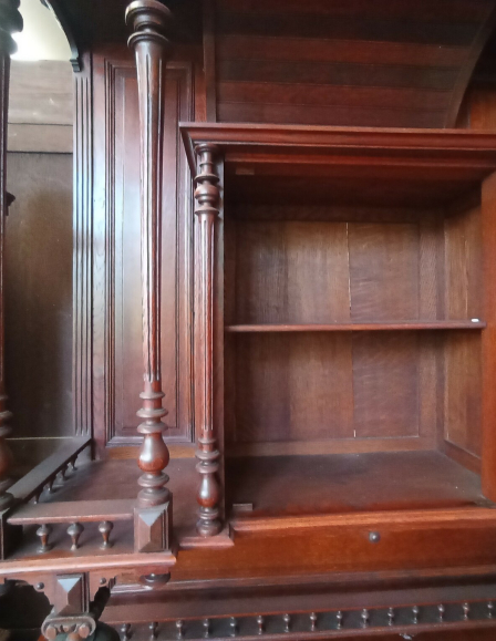 98d7f27782916be12d154b95a44c1632-antik-talalo-szekreny