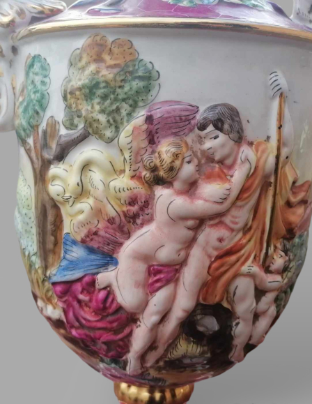 9acc7e975e79aa549e8cf0ab9322e86d-capodimonte-porcelan-serleg-kancso