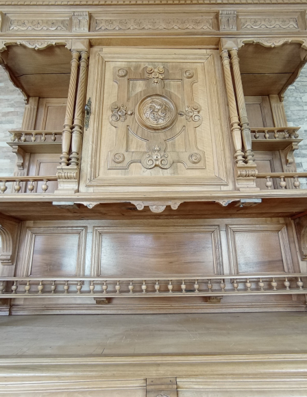 a1ca56f2d1a0845555611629f8e0413f-neoreneszansz-talaloszekreny