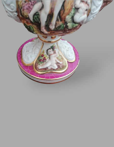 dab2369f9d91d2e2a404e903317e73a5-capodimonte-porcelan-serleg-kancso