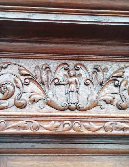 eb61ba02c9308dcf7aeba507d73c4ecb-antik-neoreneszansz-talaloszekreny