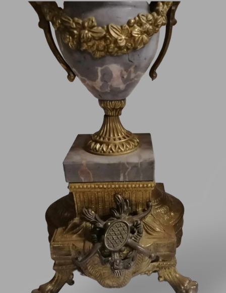 f35036b15ac27f5eeb21fcd64845819f-puttos-kandallo-ora-szurke-marvany-rez