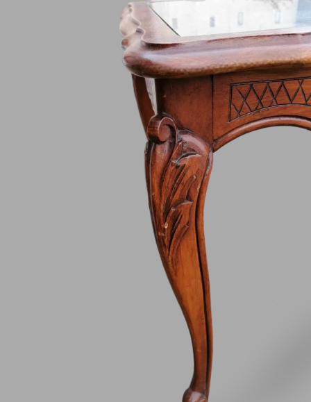 f4925826daa751f9d2a5ec7f46611259-neobarokk-dohanyzoasztal