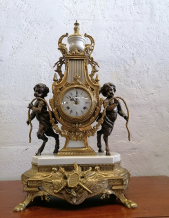 Puttós kandalló óra fehér márvány-réz