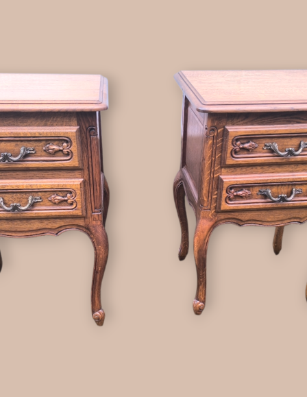 Neobarokk stílusú éjjeli szekrény pár 4.