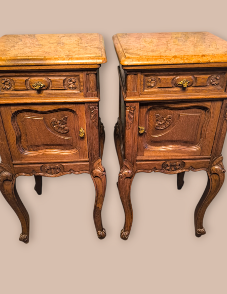 Antik barokk márványlapos éjjeliszekrény pár.