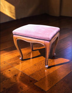 Neobarokk lábtartó,sámli.