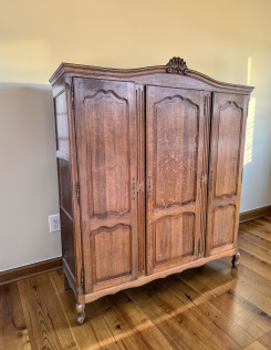 Neobarokk 3 ajtós ruhás szekrény, gardrób.