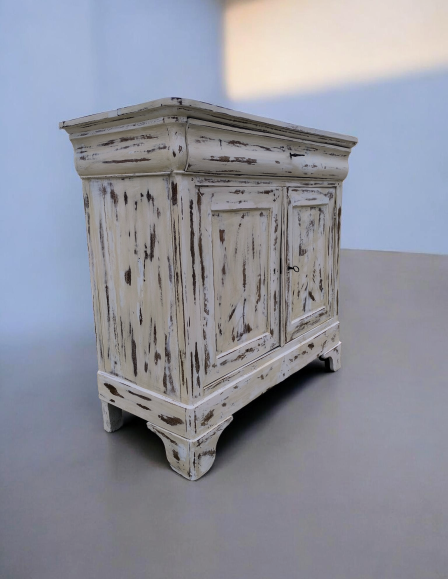 Antik provence stílusú komód,tálaló.