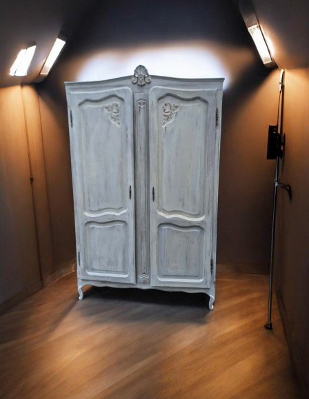 messenger-creation-5bab7db6-5970-4d40-a7c8-afc67d74bd5d-photoroom-1