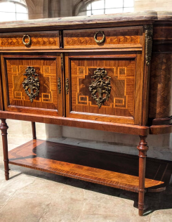 Antik Neoklasszicista( XVI. Lajos) stílusú intarziás tálalószekrény / komód márványlappal