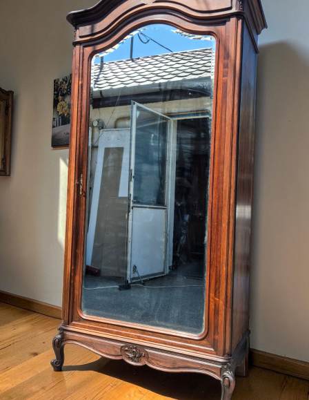 messenger-creation-f9199036-a94a-4fdd-9e59-e6dda49af1d2-photoroom