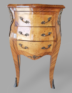 Barokk smizett, komód