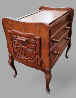 Neobarokk varró asztal, komód