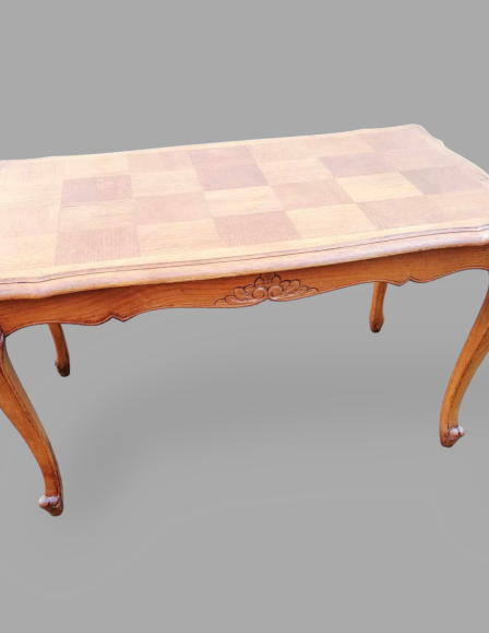 Neobarokk szögletes dohányzóasztal