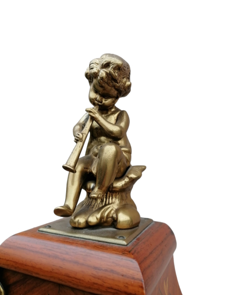 photoroom-20240311-221812-8-1