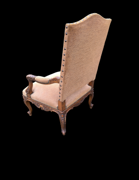 photoroom-20241031-204211-16