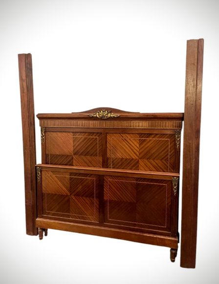 Neo empire stílusú ágykeret.