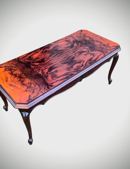 Barokk szögletes dohányzóasztal