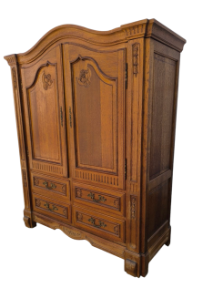 2 ajtós masszív tölgy szekrény.