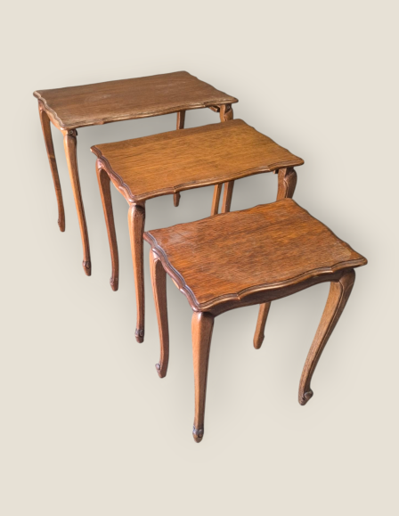 Neobarokk lerakóasztal szett 1.