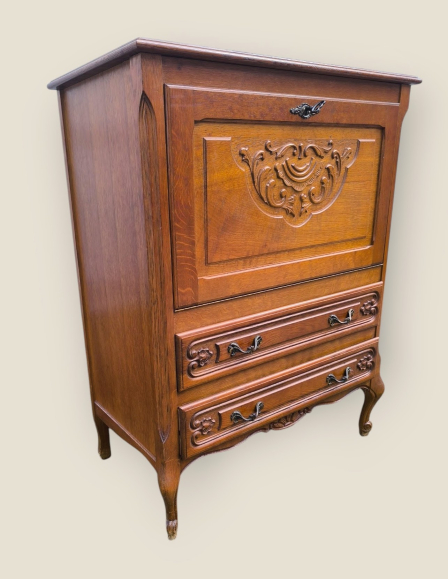 Neobarokk komód 22.