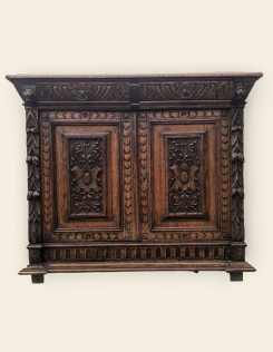 Antik neoreneszánsz komód 10.