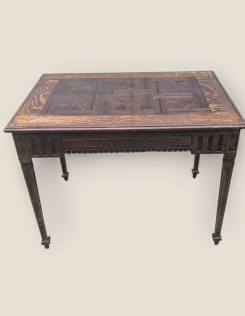 Antik asztal,kártyaasztal.