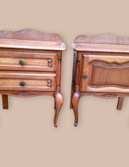 Neobarokk stílusú éjjeli szekrény pár 6.